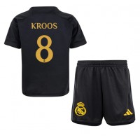 Billiga Real Madrid Toni Kroos #8 Barnkläder Tredje fotbollskläder till baby 2023-24 Kortärmad (+ Korta byxor)